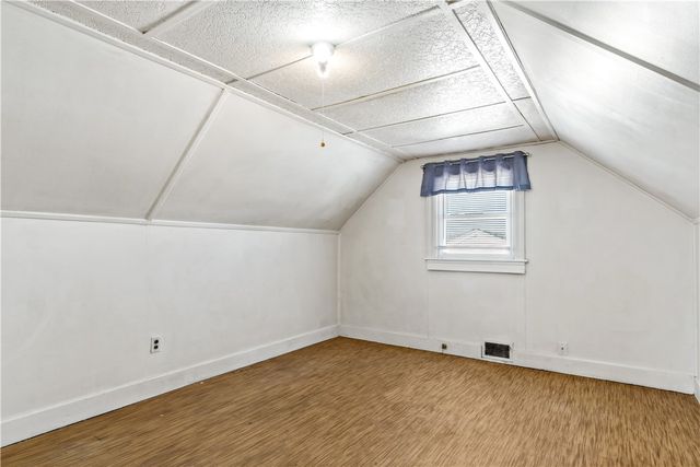 58 Swan Street, East Providence, RI 02914