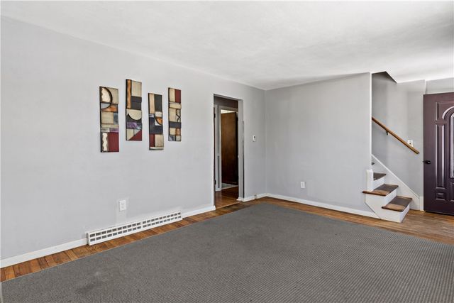 58 Swan Street, East Providence, RI 02914