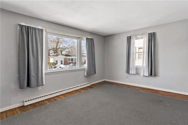 58 Swan Street, East Providence, RI 02914