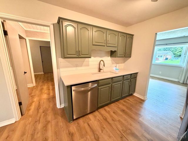 27 Lawndale Avenue, Lebanon, OH 45036
