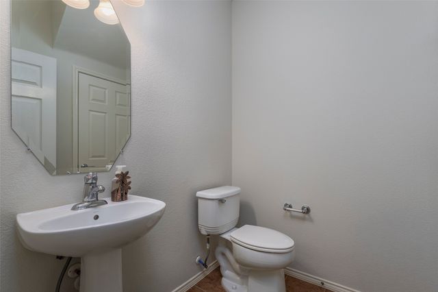 2709 Olympic Park Drive, Grand Prairie, TX 75050