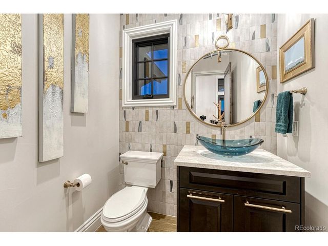 8625 Eagle Moon Way, Parker, CO 80134