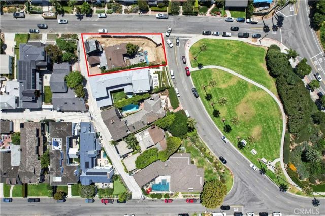 2700 Cliff, Newport Beach, CA 92663