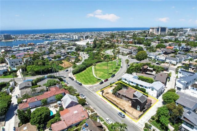 2700 Cliff, Newport Beach, CA 92663