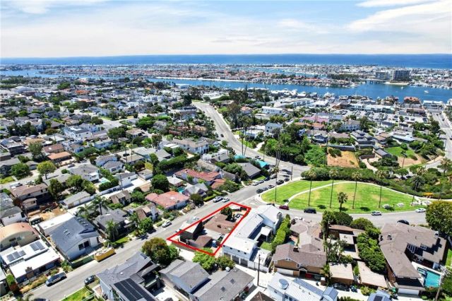 2700 Cliff, Newport Beach, CA 92663