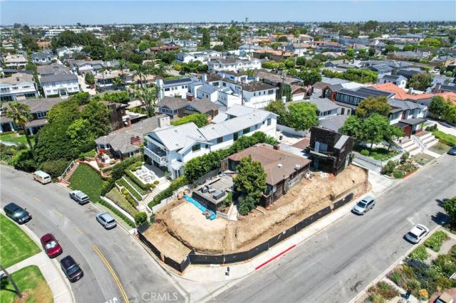 2700 Cliff, Newport Beach, CA 92663