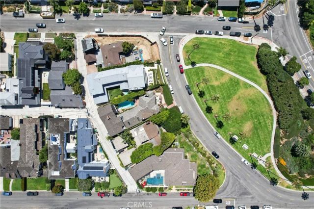 2700 Cliff, Newport Beach, CA 92663