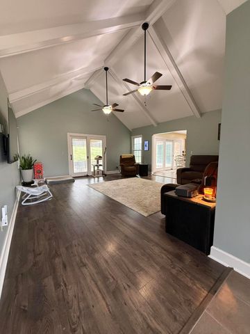 302 Willow Ridge Drive, Richmond, KY 40475