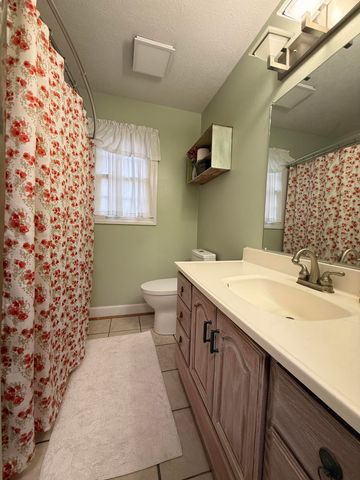 302 Willow Ridge Drive, Richmond, KY 40475