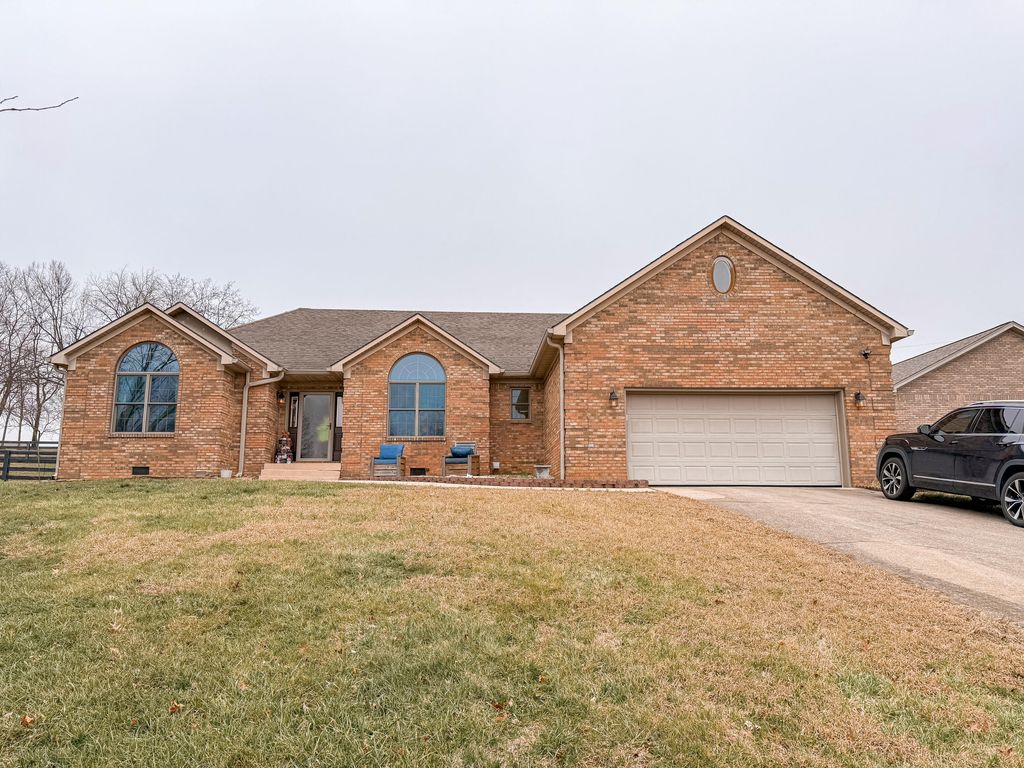 302 Willow Ridge Drive, Richmond, KY 40475