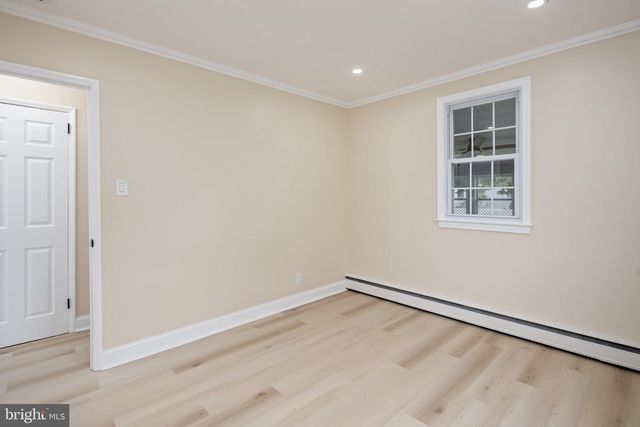 8202 LONGPOINT RD, Baltimore, MD 21222