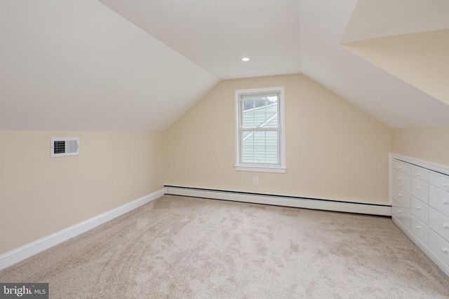 8202 LONGPOINT RD, Baltimore, MD 21222