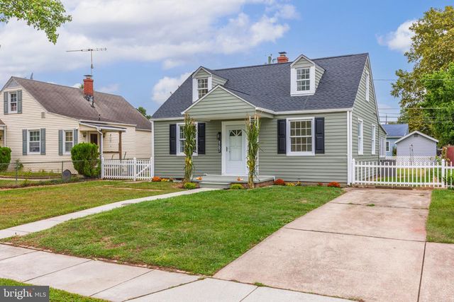 8202 LONGPOINT RD, Baltimore, MD 21222