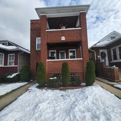 2941 N Harding Avenue, Chicago, IL 60618