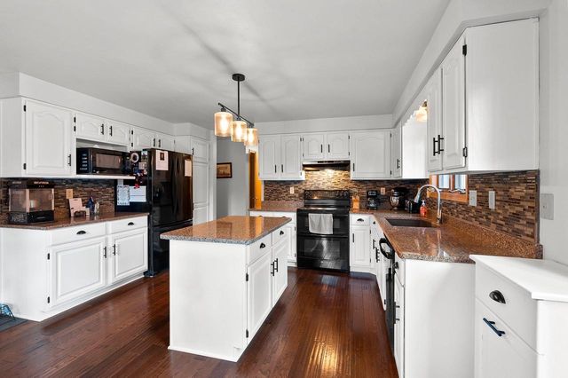 280 RIVER PINE DRIVE, Shawano, WI 54166