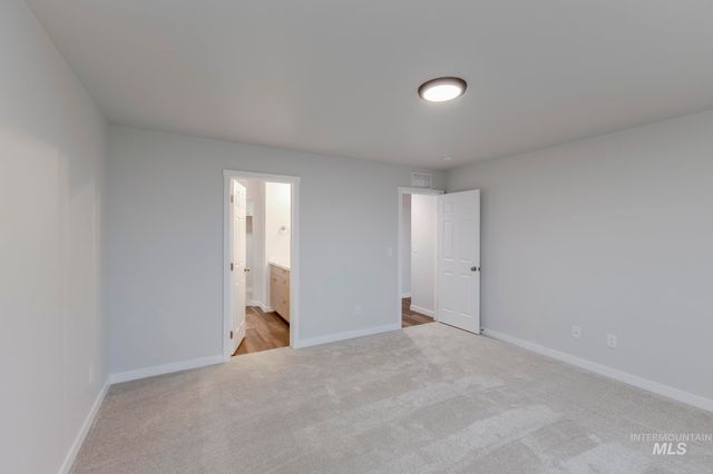 7338 S Menzingers Ave, Meridian, ID 83642