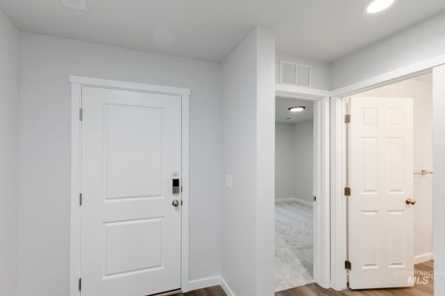 7338 S Menzingers Ave, Meridian, ID 83642