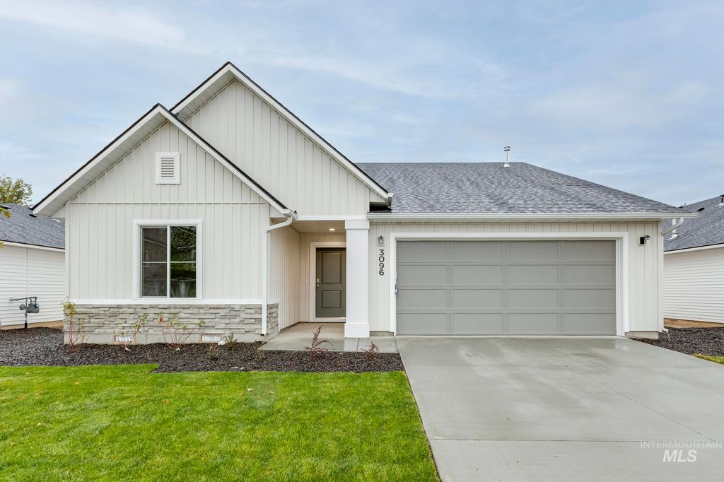7338 S Menzingers Ave, Meridian, ID 83642