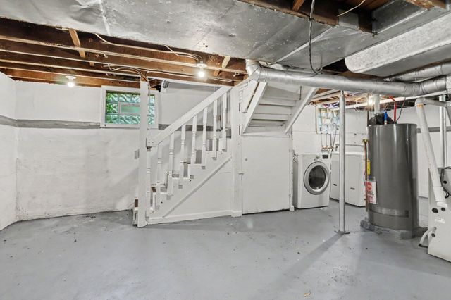 2125 Briar Place, Kalamazoo, MI 49048