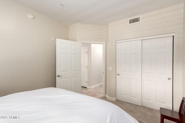 5450 E DEER VALLEY Drive 1217, Phoenix, AZ 85054