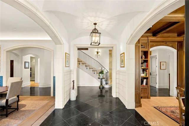 7 Oakmont Lane, Newport Beach, CA 92660