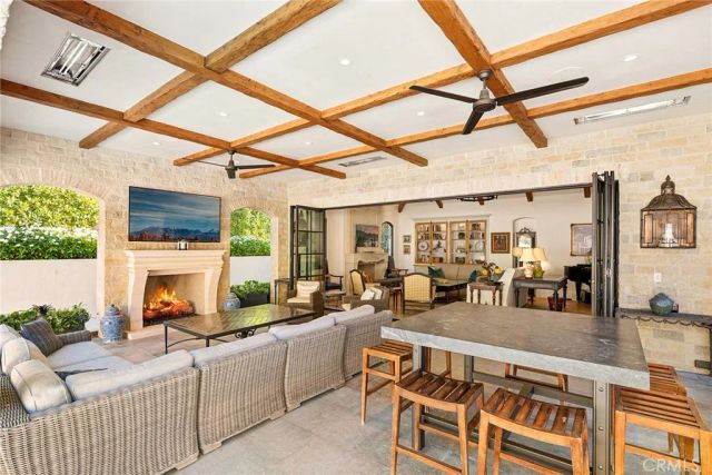 7 Oakmont Lane, Newport Beach, CA 92660