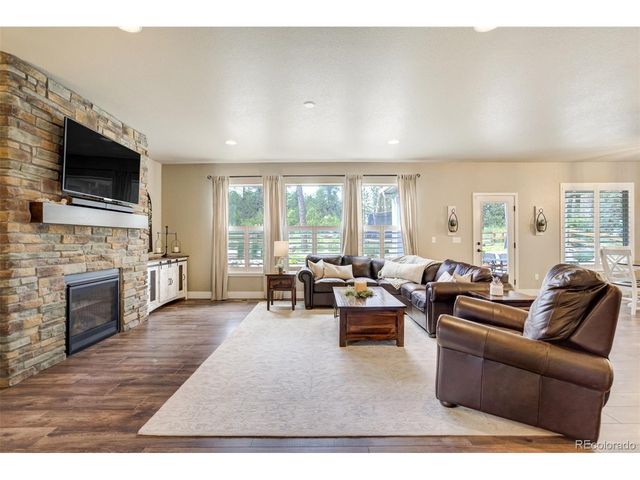 1716 Catnap Ln, Monument, CO 80132