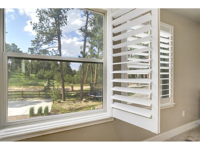 1716 Catnap Ln, Monument, CO 80132