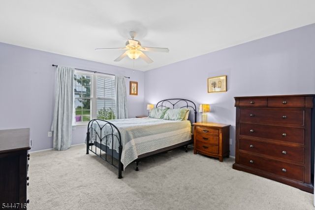 357 Cotswold Pl, Franklin Twp., NJ 08873