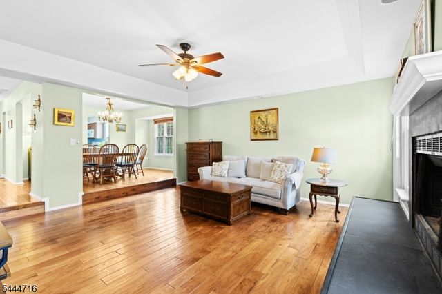 357 Cotswold Pl, Franklin Twp., NJ 08873