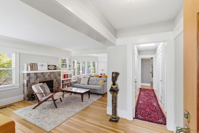 4262 Sierra Vista, San Diego, CA 92103