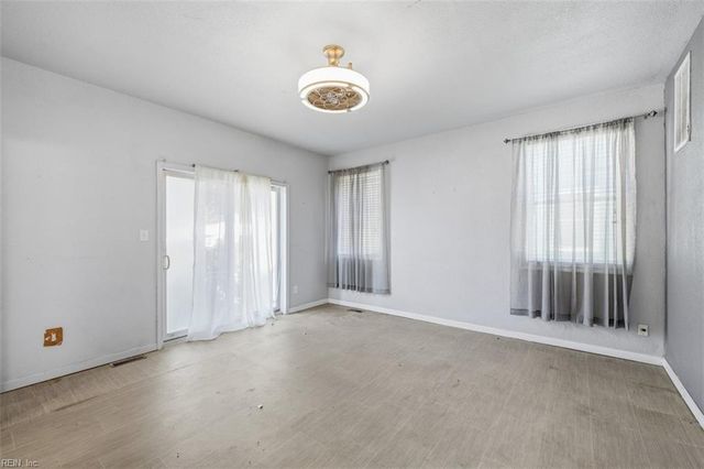 2441 Tranquility LN, Virginia Beach, VA 23455