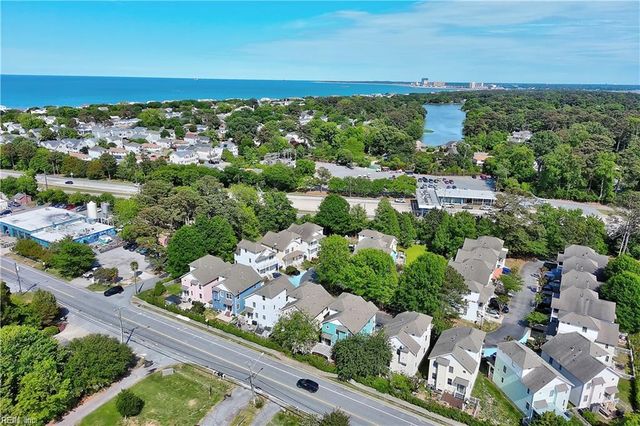 2441 Tranquility LN, Virginia Beach, VA 23455