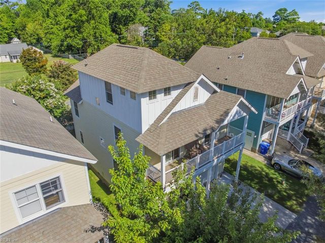 2441 Tranquility LN, Virginia Beach, VA 23455