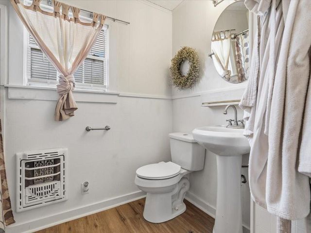 518 Sunny Lane, Wharton, TX 77488