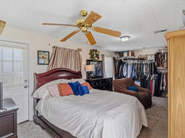 518 Sunny Lane, Wharton, TX 77488