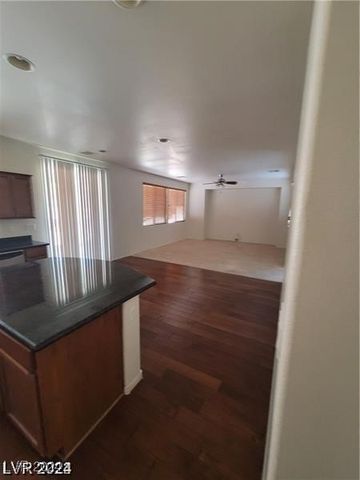 6647 Brooklyn Heights Street, Las Vegas, NV 89166