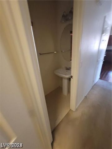 6647 Brooklyn Heights Street, Las Vegas, NV 89166