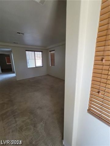 6647 Brooklyn Heights Street, Las Vegas, NV 89166