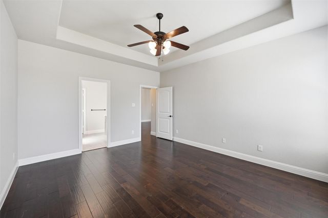 110 Sweetleaf Drive, Red Oak, TX 75154