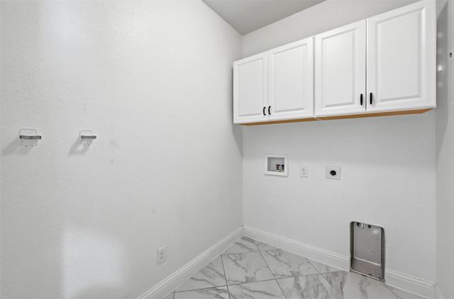 110 Sweetleaf Drive, Red Oak, TX 75154