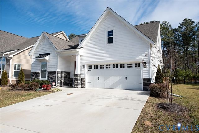 12225 Twin Rivers Dr, Chesterfield, VA 23836