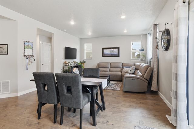 573 N 290 E, Vineyard, UT 84059
