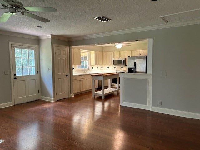 301 Rivera Drive, St Simons Island, GA 31522