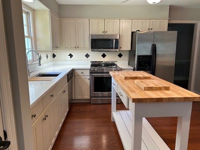 301 Rivera Drive, St Simons Island, GA 31522