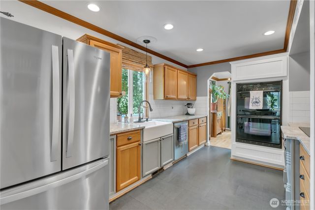 7009 E Dakota Street, Port Orchard, WA 98366