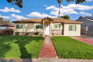 4877 E Illinois Avenue, Fresno, CA 93727