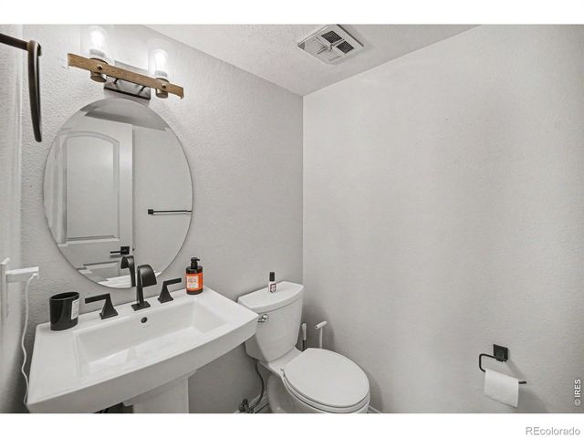 7602 E Nassau Avenue, Denver, CO 80237