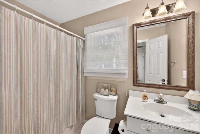 2036 Kilkenney Hill Road, Matthews, NC 28105