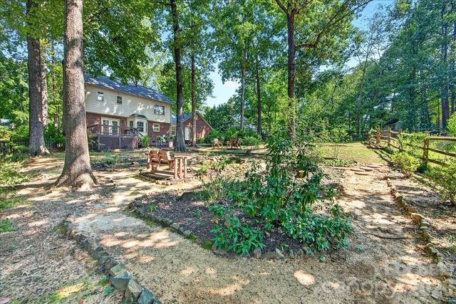 2036 Kilkenney Hill Road, Matthews, NC 28105